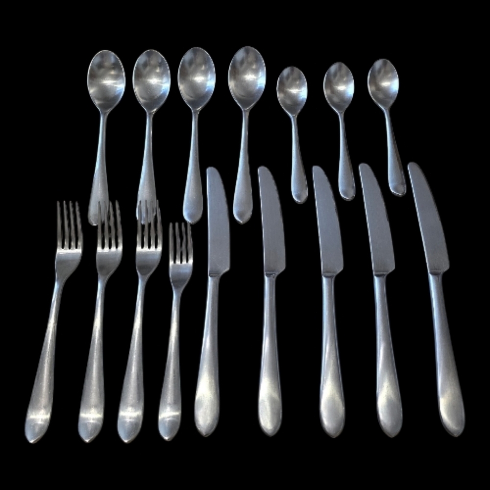 Robert Welch 16 Piece Set Satin Meridian 18/10 Stainless Steel Flatware Dinner